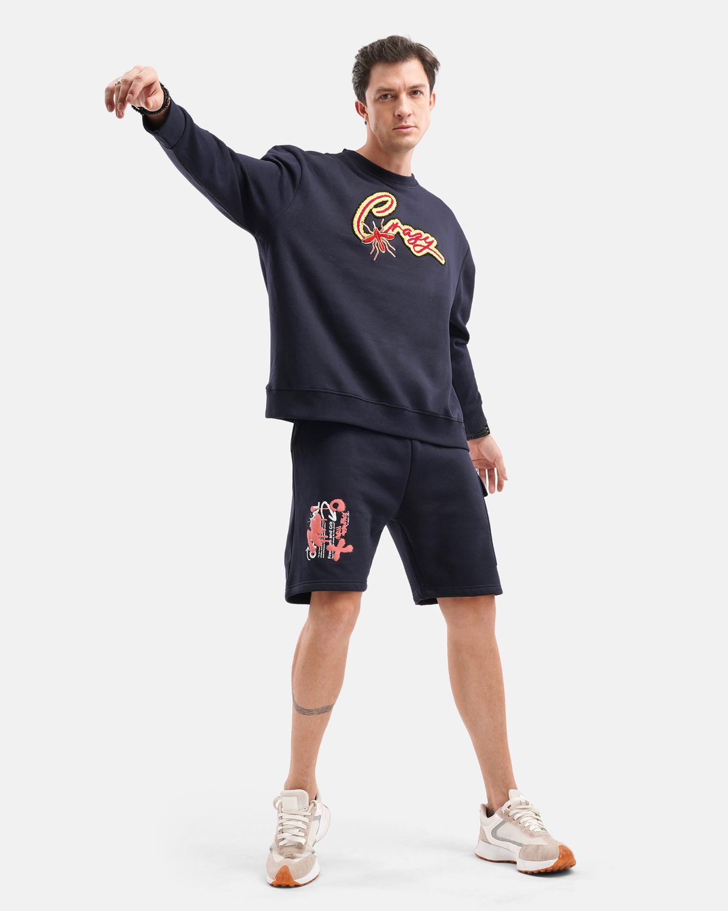 Be Strong Sweat Navy