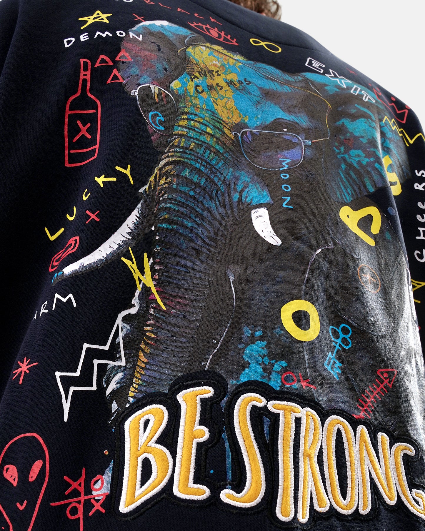 Be Strong Sweat Navy