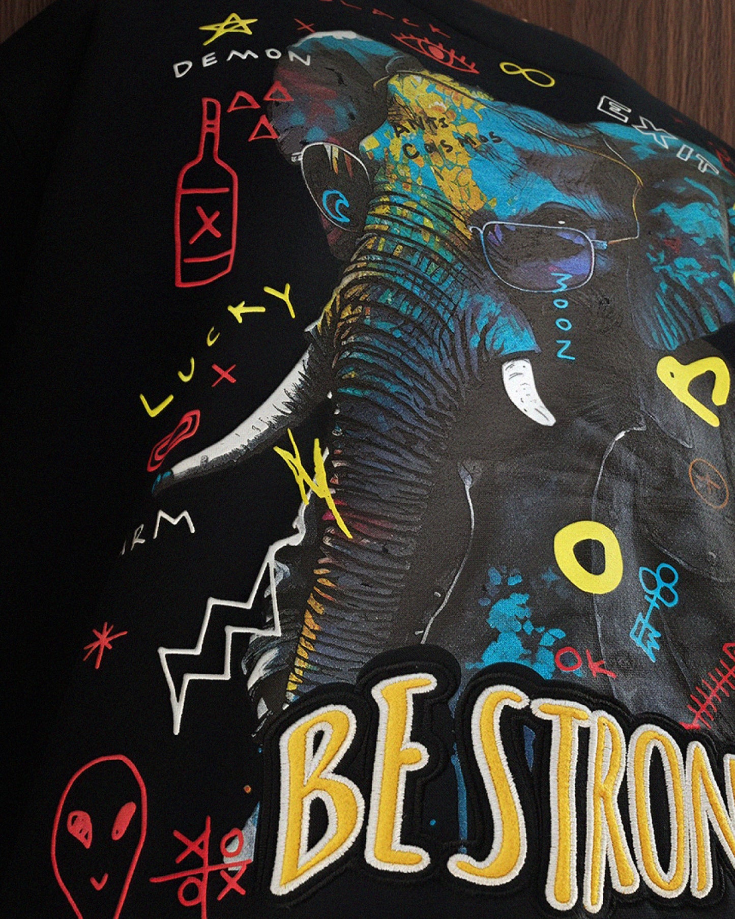 Be Strong Sweat Navy