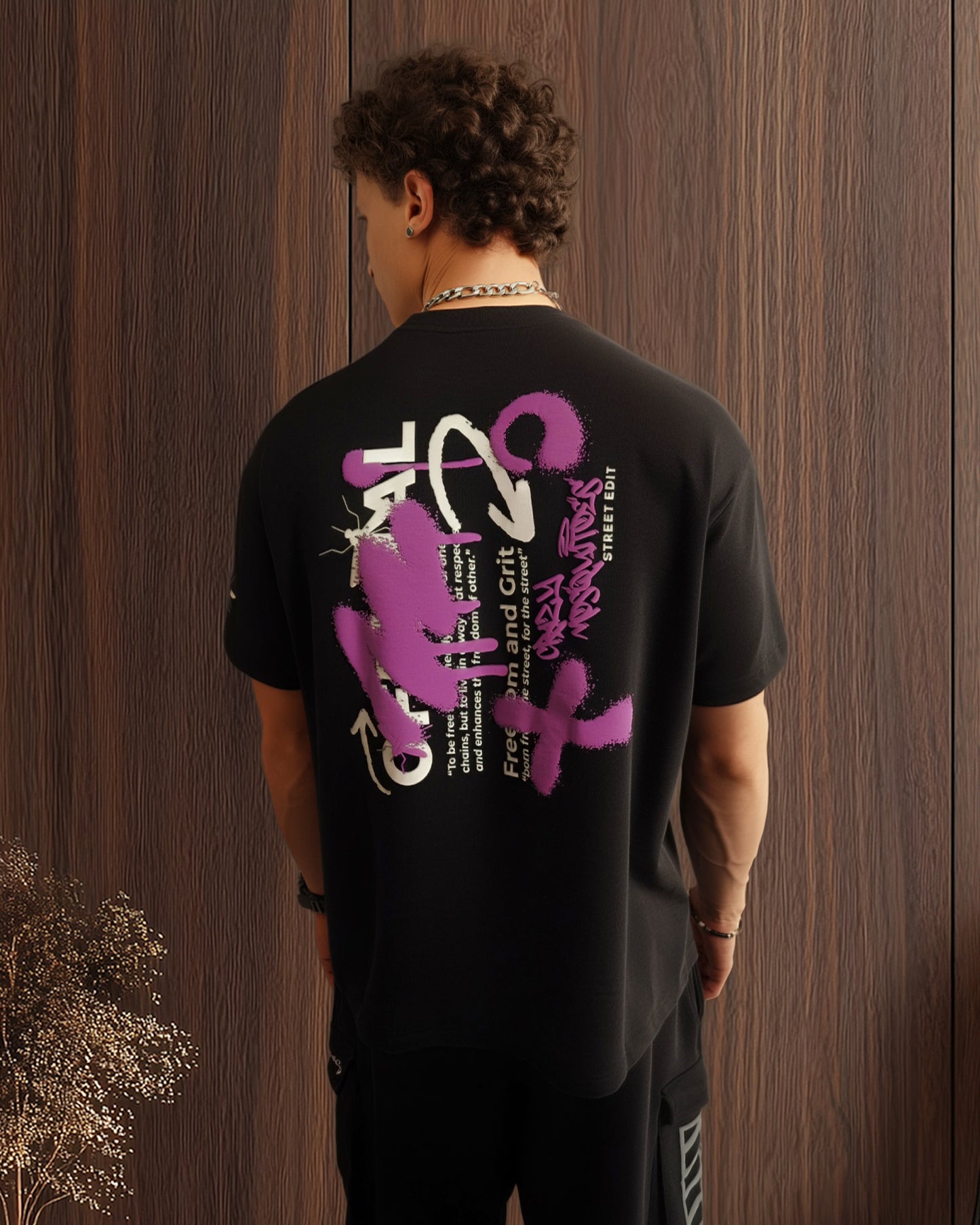 Graffiti Tee Black